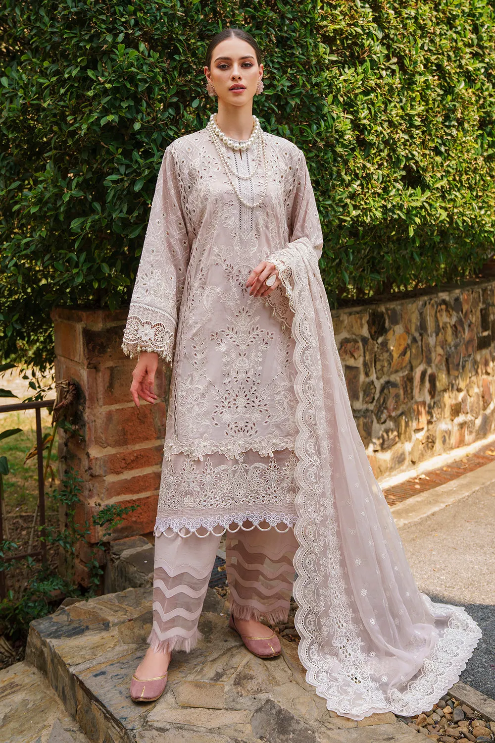 BAROQUE | BAROQUE – SWISS LAWN COLLECTION 24 | SL12-D03