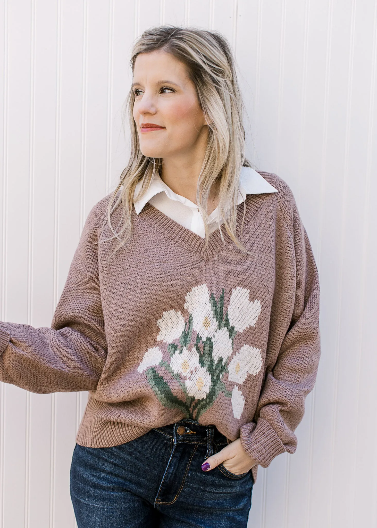 Flowers V-Neck Sweater B