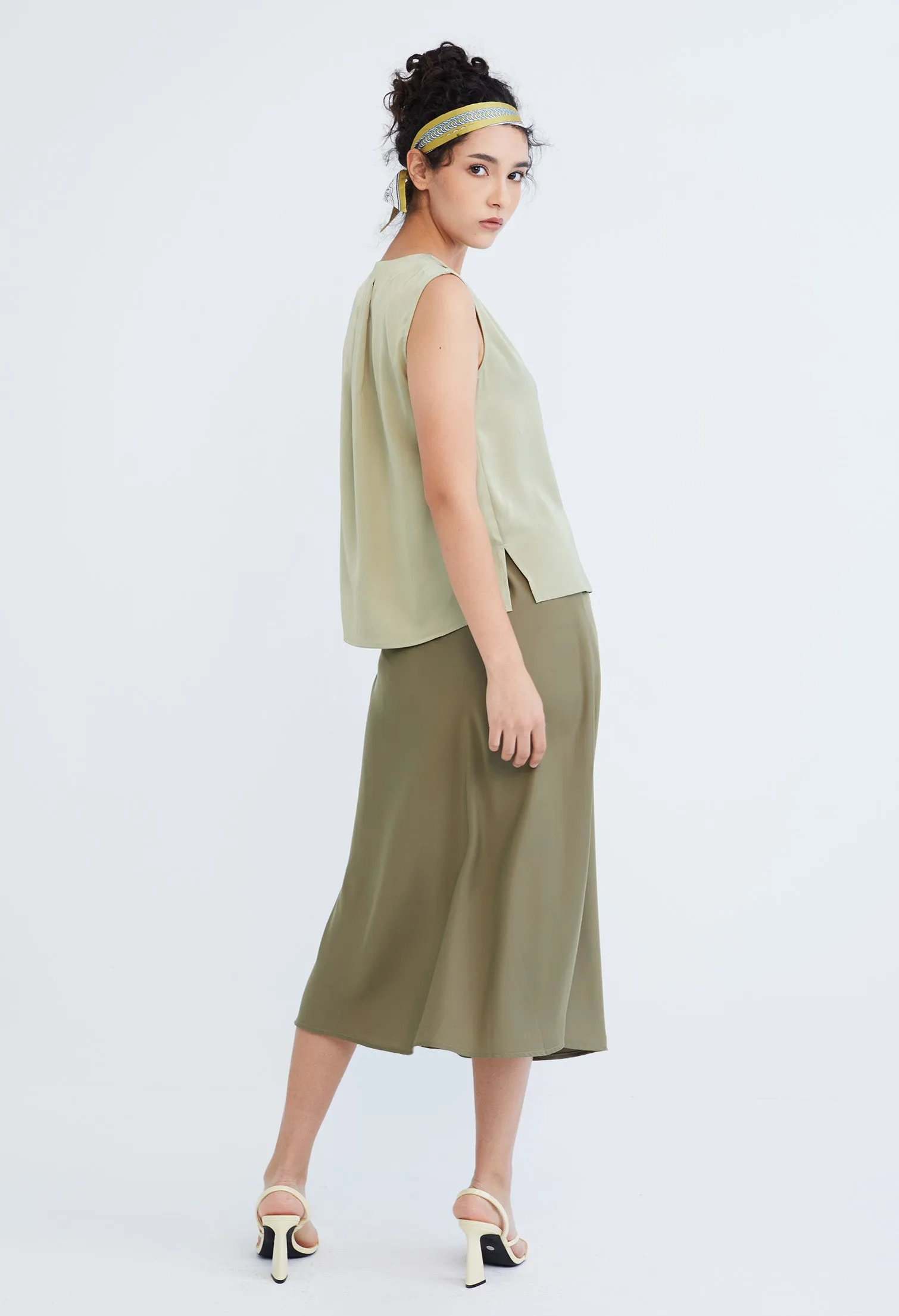 V-Neck Buttoned Vest Top