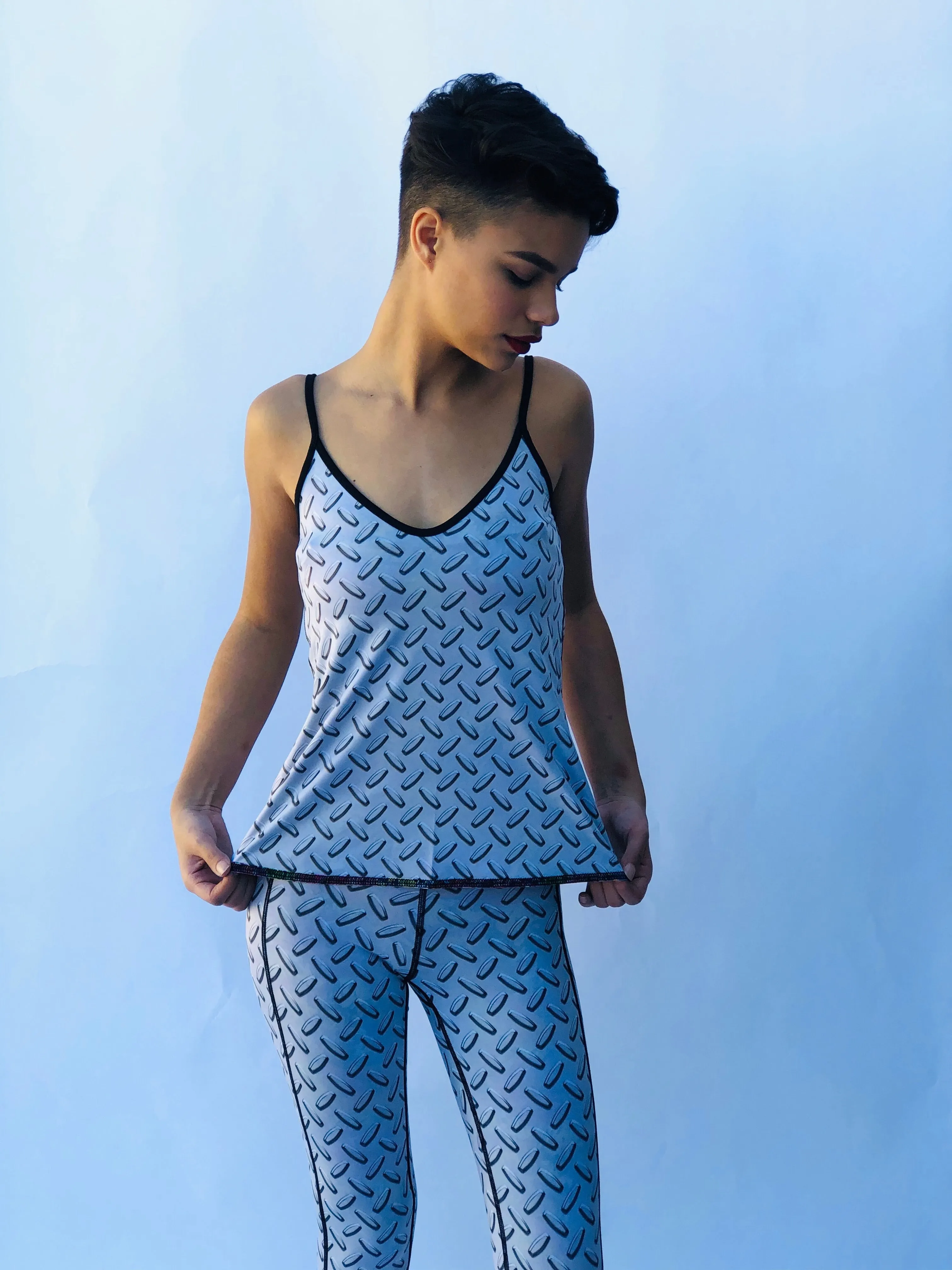 V NECK SPAGHETTI STRAP TOP GRAFFITI/BUNS OF STEEL