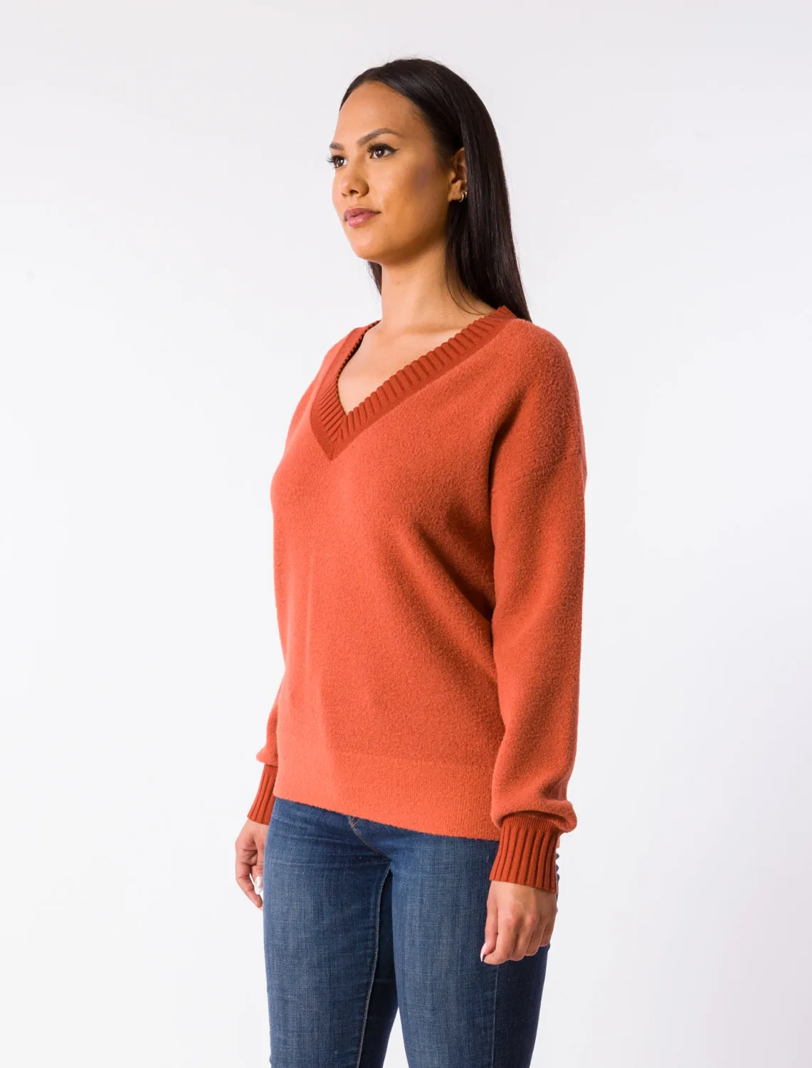 VERO 'V' TOP