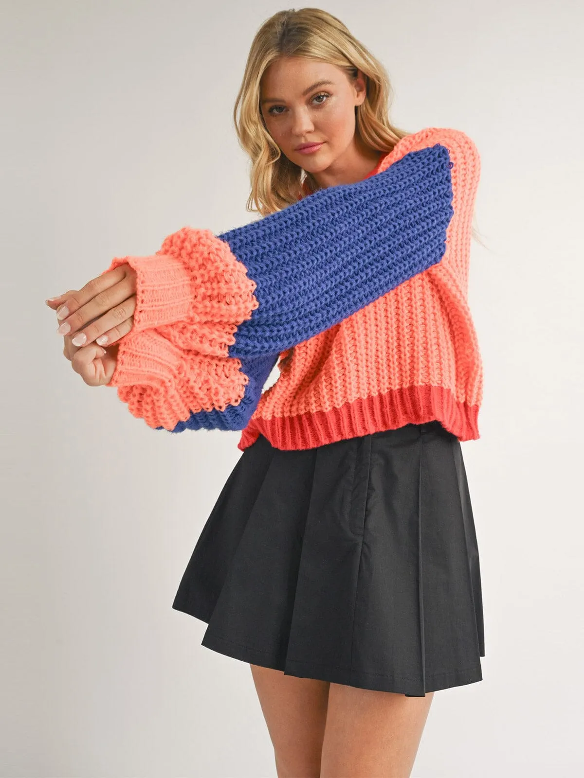WOMEN'S LONG SLEEVE V-NECK COLORBLOCK PULLOVER SWEATER