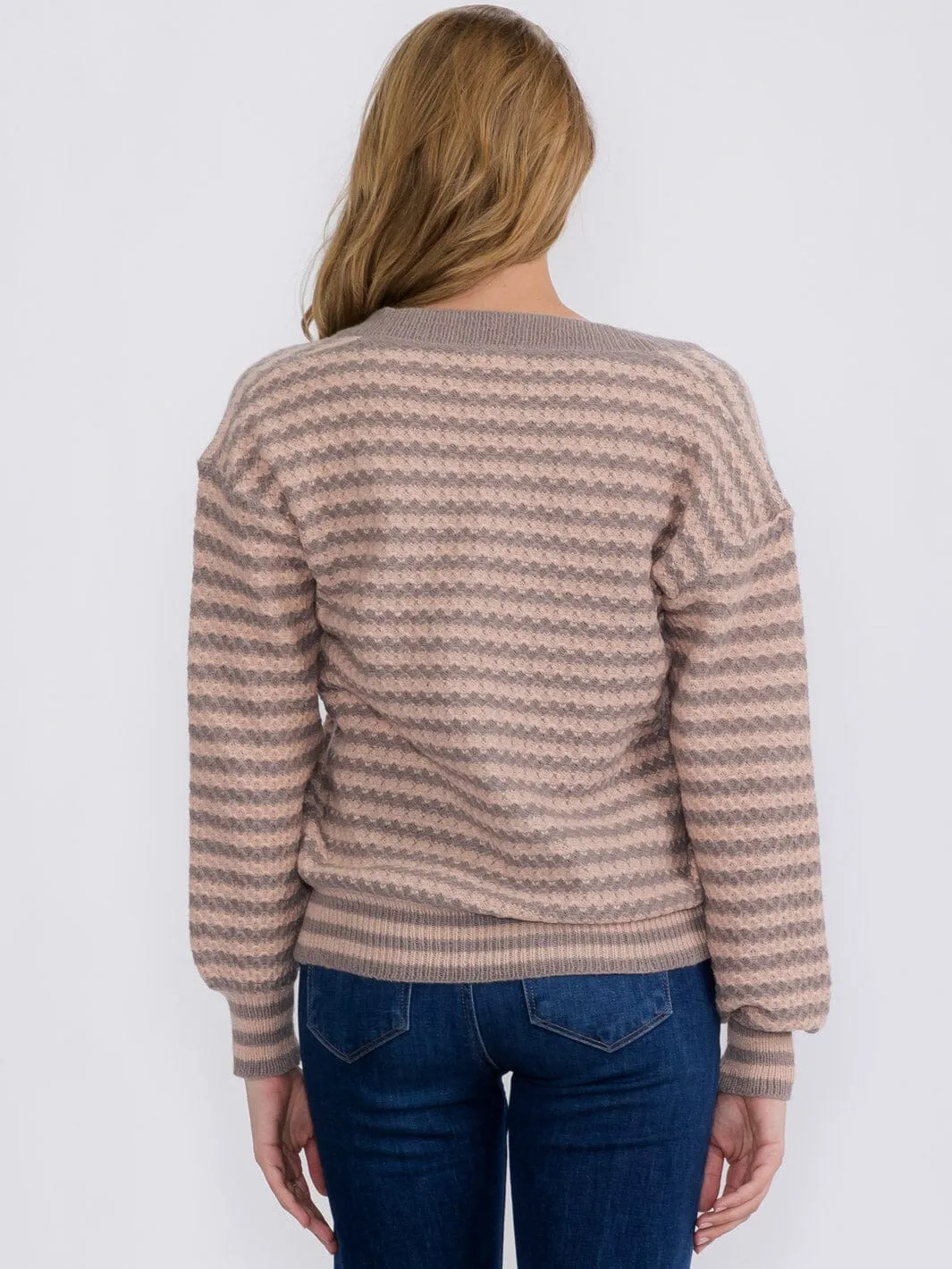 WOMEN'S LONG SLEEVE V-NECK KNIT COLORBLOCK SWEATER