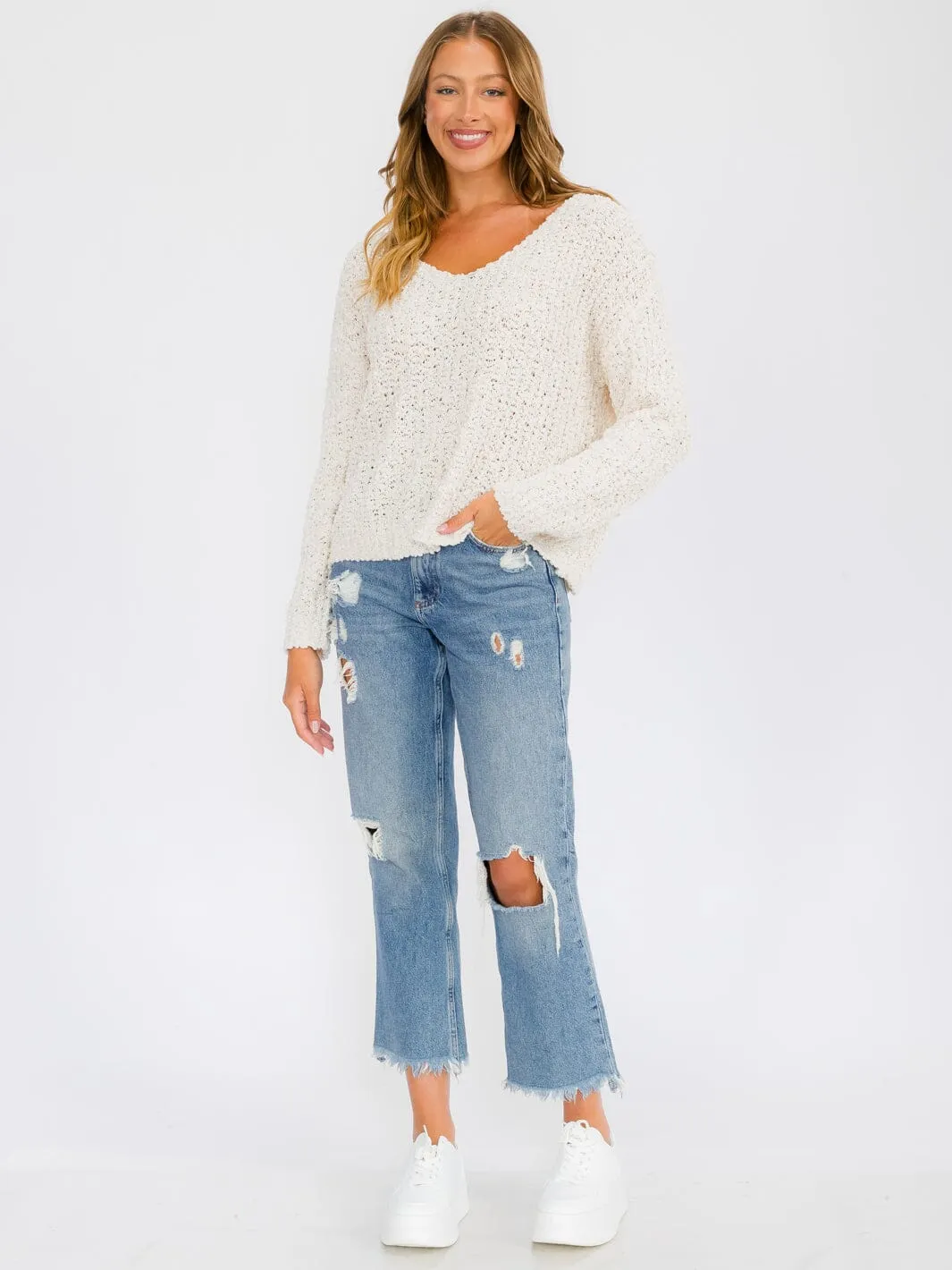 WOMEN'S LONG SLEEVE V-NECK KNIT PULLOVER SWEATER